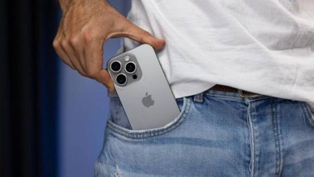 2536663