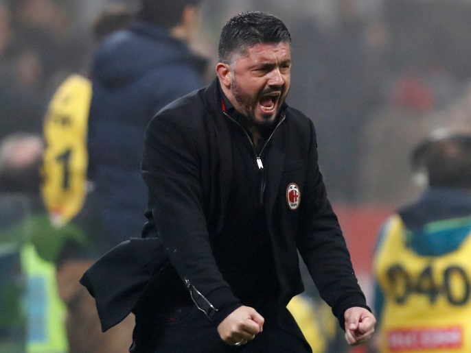 إيطاليا اليائسة تبحث عن مدرب حتى لو كان "فاشلا" 2 Soccer Football - Serie A - AC Milan vs Lazio - San Siro, Milan, Italy - January 28, 2018 AC Milan coach Gennaro Gattuso celebrates their second goal scored by Giacomo Bonaventura REUTERS/Alessandro Garofalo