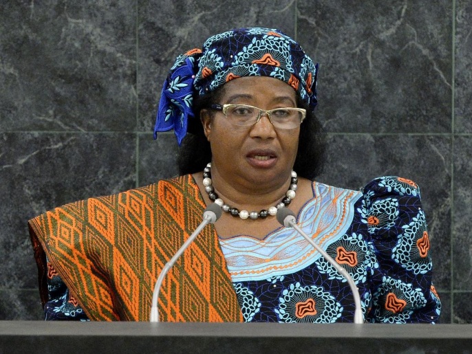 أفريقيات في سدة الحكم.. تجارب رائدة وتحديات متجذرة 1 Joyce Hilda Mtila Banda, President of Malawi, speaks during the general debate of the 68th session of the United Nations General Assembly at United Nations headquarters, Tuesday, Sept. 24, 2013. (AP Photo/Justin Lane, Pool)