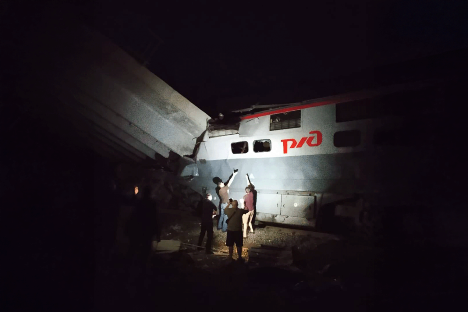 3 قتلى و28 جريحا في انهيار جسر بمنطقة روسية محاذية لأوكرانيا 56465d 1748732389