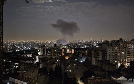 ajel2F2025 06 132Fu22ouv6n2FAFP20250613626Z4RMv2HighResTopshotIranIsraelConflictStrike