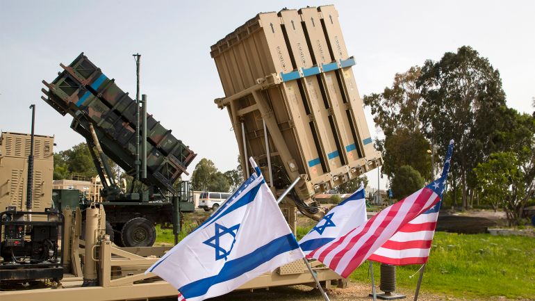 كيف تمكنت إيران من خداع الدفاع الجوي الإسرائيلي؟ 3 An Israeli Iron Dome anti-rocket system, right, and an American Patriot missile defense system are shown during a joint U.S.-Israel military exercise on March 8, 2018. (Jack Guez/AFP via Getty Images)