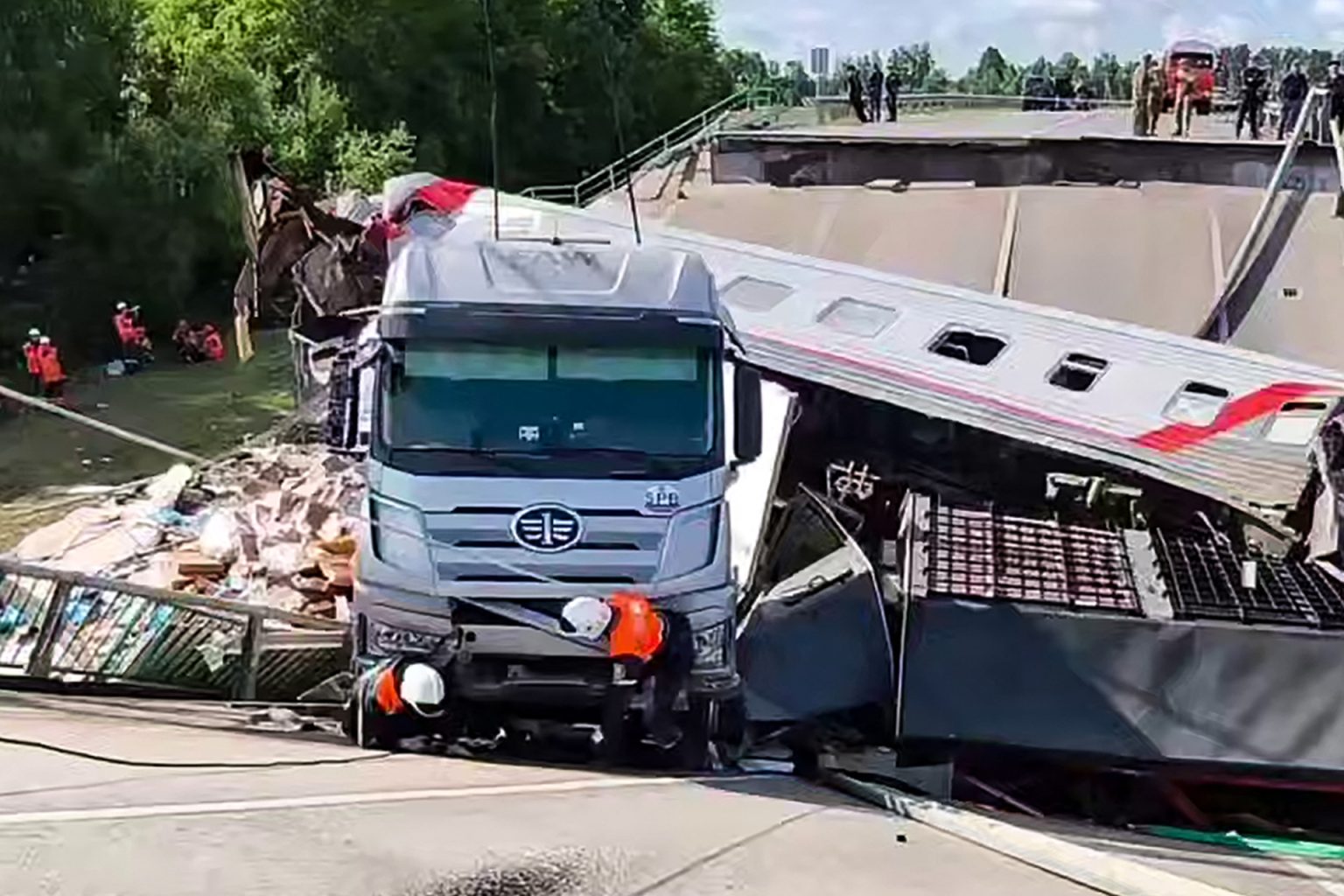 rus ukr7 1748889400