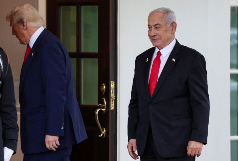 هل سيطر نتنياهو على سماء طهران فعلاً؟ 3 FILE PHOTO: U.S. President Donald Trump and Israeli Prime Minister Benjamin Netanyahu walk to enter the White House in Washington, D.C., U.S., April 7, 2025. REUTERS/Leah Millis/File Photo