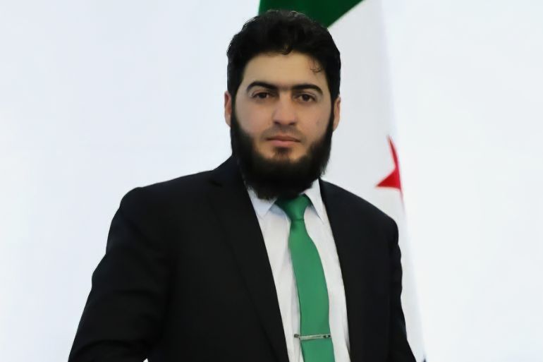 تفاصيل خطة إعادة هيكلة الجيش السوري الجديد 1 مسؤول العلاقات الإعلامية في وزارة الدفاع السورية عدي العبد الله