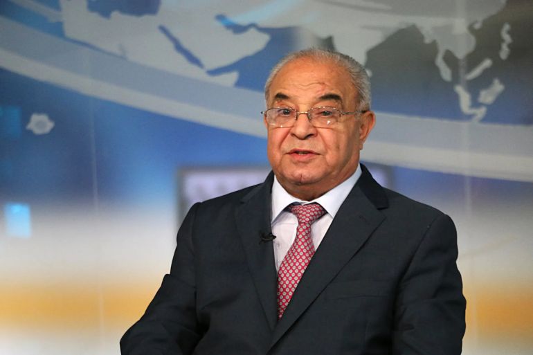 ما وراء حل المجالس المحلية بالأردن 2 العبادي.. الأصل أن تكون هناك انتخابات لرؤساء البلديات الكبرى بما فيها موقع أمين عمان، وليس أن يكون الحديث عن تعيين رؤساء البلديات الكبرى .. الجزيرة نت