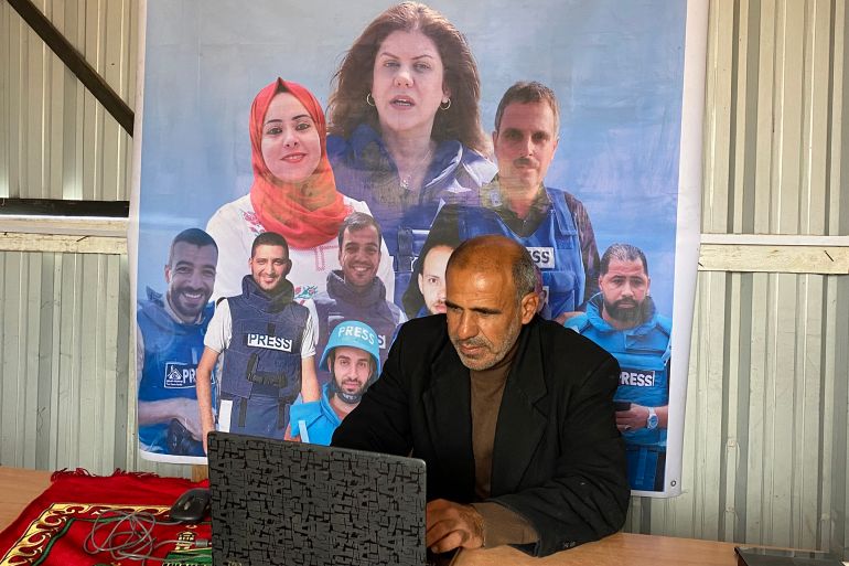 مصور صحفي بغزة للجزيرة نت: كاميرتي مقابل كيس طحين 2 الدكتور تحسين الأسطل مجاعة الصحفيين جزء من استهداف الصحفيين ومحاولة الاحتلال لترهيبهم-رائد موسى-خان يونس-الجزيرة نت