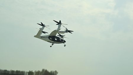 1751490439 image