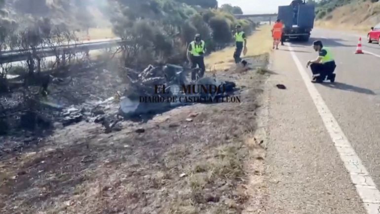 3 سيناريوهات بشأن حادث احتراق سيارة جوتا لاعب ليفربول ووفاته المأساوية 1 RC22FFAFN9WB 1751642990