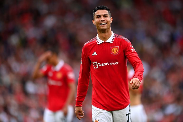 تاريخ "خطف الصفقات" بالبريميرليغ في مقدمتها انتقال رونالدو لمانشستر يونايتد 3 Manchester United v Arsenal FC - Premier League