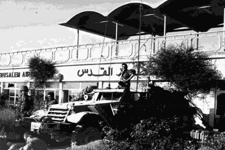 دراسة تستعرض الدور الحضري للقدس من بوابة مطارها الدولي 1 The fall of the Jerusalem airport, showing the Israeli troops in Qalandiya (ISA).https://www.tandfonline.com/