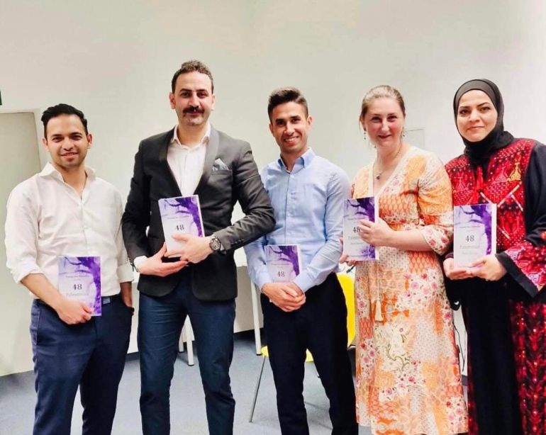 الترجمة الأدبية.. جسر غزة الإنساني إلى العالم 5 _حفل توقيع كتاب 48 قصة قصيرة فلسطينية والذي يضم 48 قصة قصيرة لـ 48 كاتبًا فلسطينيًا من الوطن والشتات والذي تُرجم الى اللغة الإنجليزية