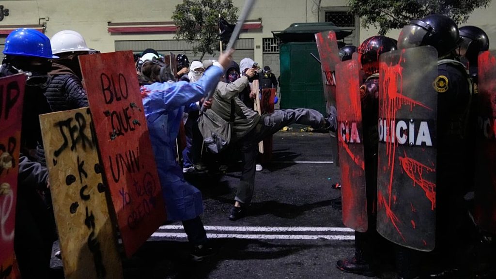 فيديو. عمال النقل يحتجون بعد مقتل سائق في البيرو 1200x675 cmsv2 a2067aaf d159 5a49 856a f3d7e8788059 9529494