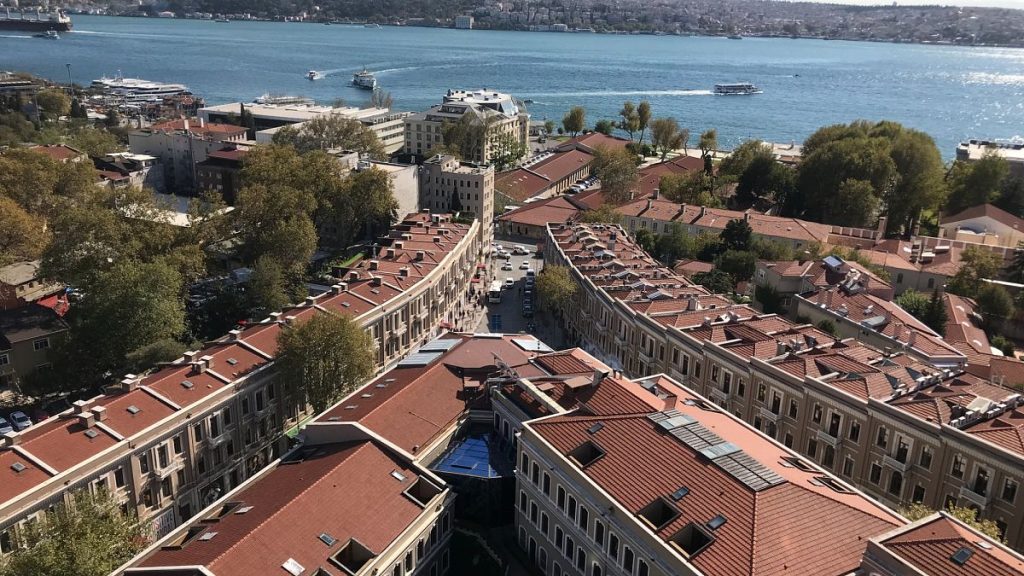 الفن للجميع: Artweeks يُحدث تحولاً في المشهد الفني في إسطنبول 1200x675 cmsv2 dd6f3219 ccda 5ceb b875 6908ec51d88d 9517996