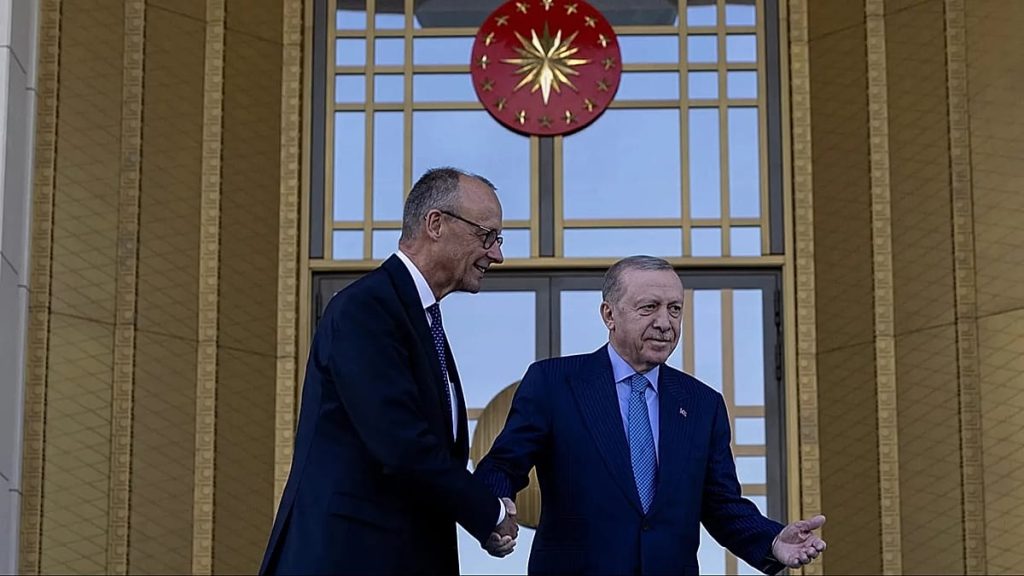 ميرز الألماني يحث على تعميق العلاقات الأوروبية مع تركيا رغم الخلافات بشأن غزة 1200x675 cmsv2 e20bb37f 4d9c 5ffa bf80 60aab4d3b61c 9531321