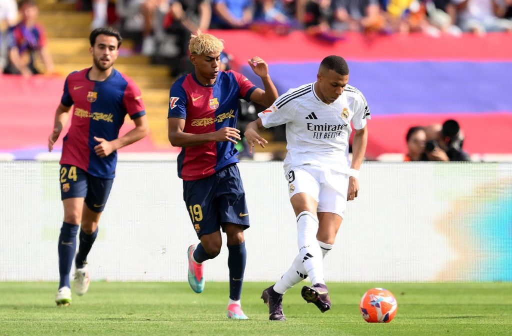 تشكيل برشلونة وريال مدريد في الكلاسيكو 1761467567 0x0