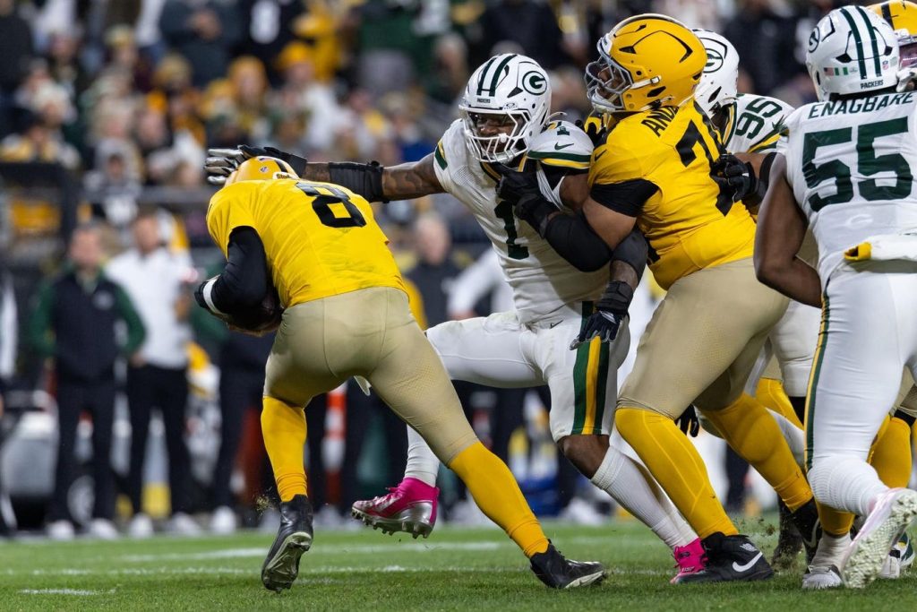 Packers DE Micah Parsons هو المرشح المفضل لأفضل لاعب دفاعي لهذا العام 1761585022 0x0