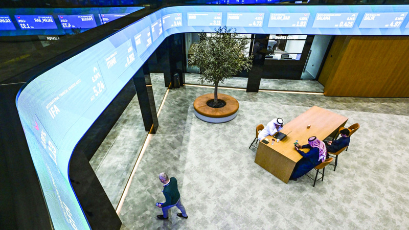 العقارات تدعم ارتفاعات «دبي المالي».. والسيولة تتجاوز 900 مليون درهم 1761701177 image