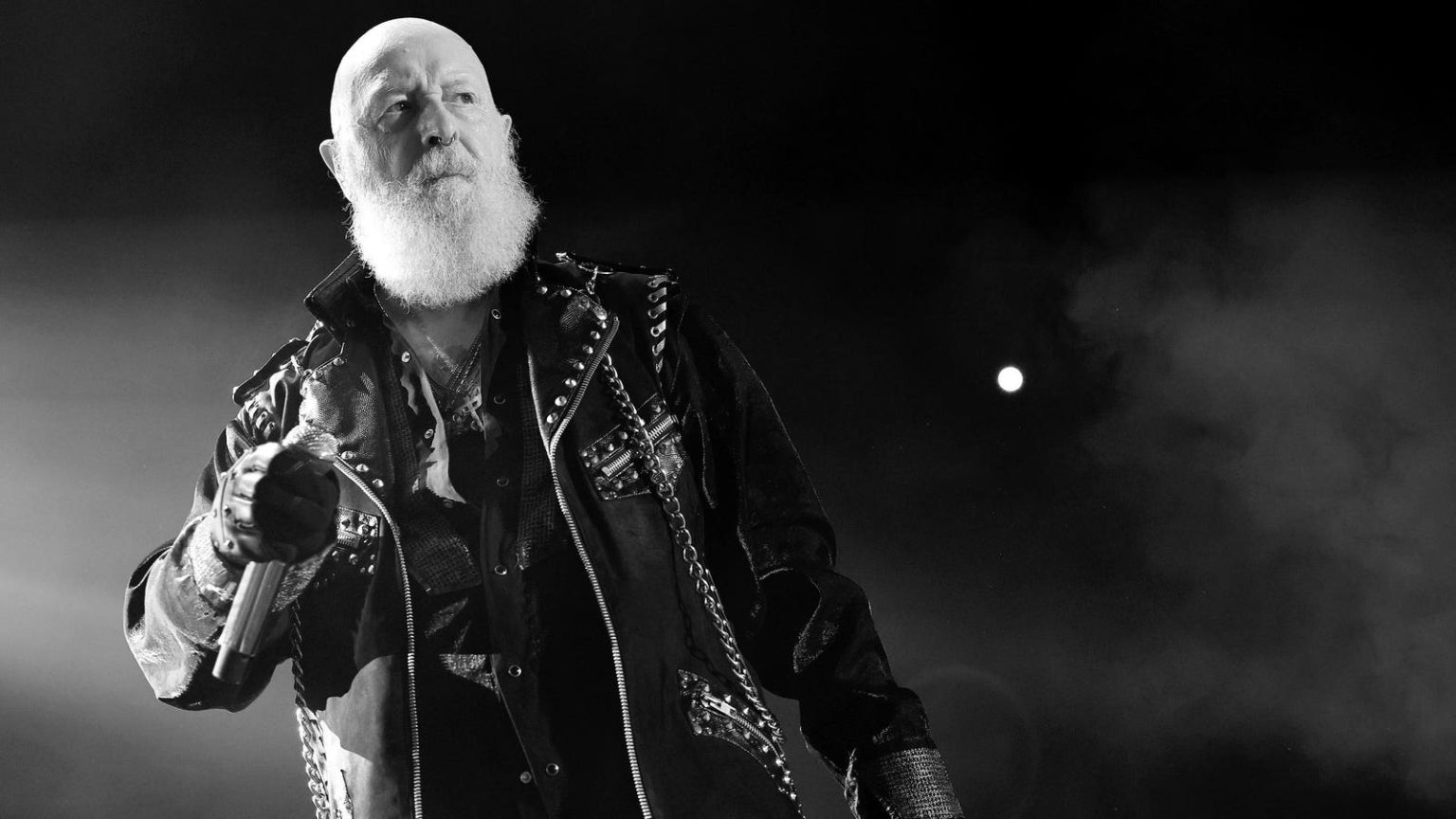 يهوذا القس يرسم فوزًا مفاجئًا بألبوم عمره عقود من الزمن 1761742452 0x0