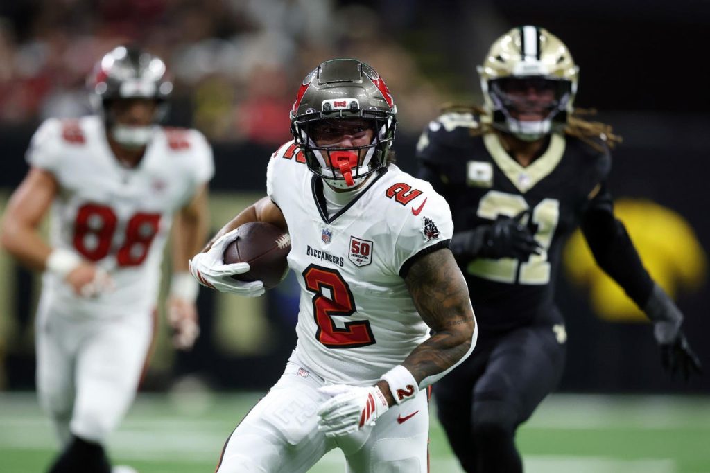 Emeka Egbuka و Tyler Warren يقودان سباق NFL الهجومي لهذا العام 1761797948 0x0