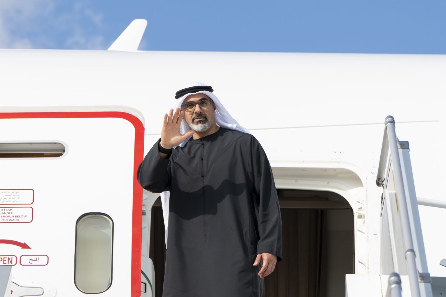 ولي عهد أبوظبي يغادر كوريا بعد المشاركة في أعمال منتدى التعاون الاقتصادي لدول آسيا والمحيط الهادئ 1761920715 image