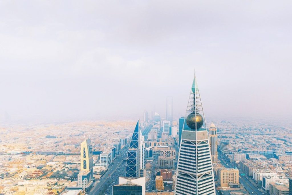 الرياض تستضيف المنتدى السعودي الثالث للثورة الصناعية الرابعة 2604243
