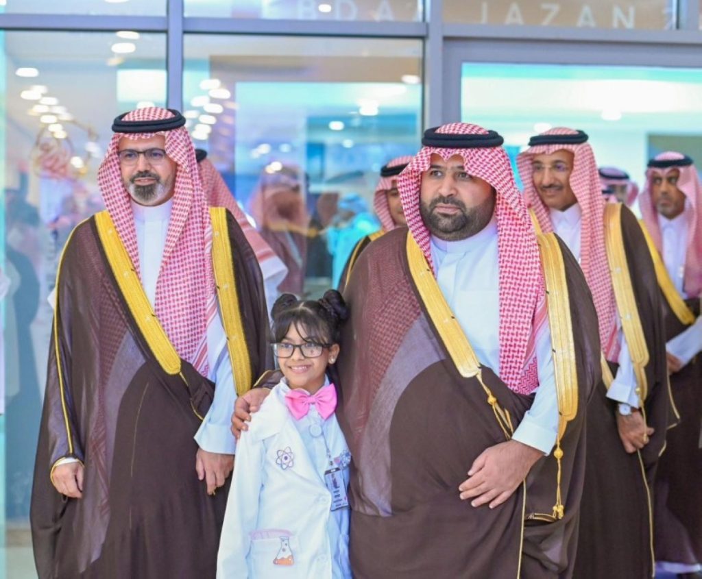أمير جازان يرعى معرض الأولمبياد الوطني للإبداع العلمي «إبداع جازان 2026» 2605195