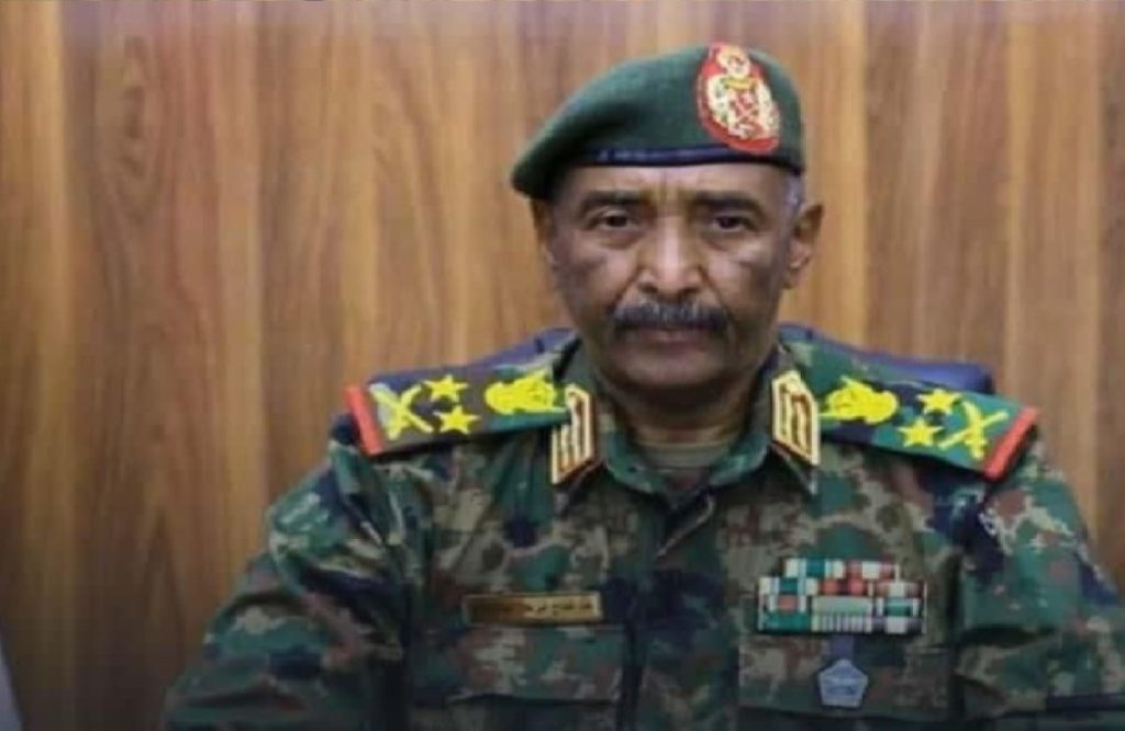 أقرّ بسقوط الفاشر.. البرهان: التدمير الممنهج وراء مغادرتنا المدينة 2605400