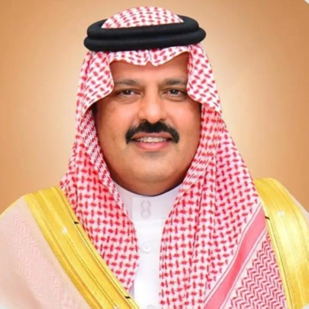 أمير حائل يقدّم واجب العزاء لأسرة الغرير في وفاة فقيدهم 2605434