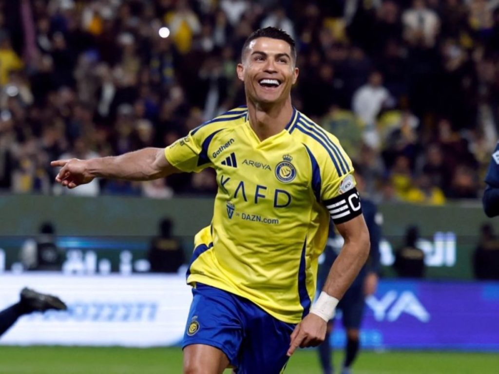 «الكلاسيكو» السادس.. أرقام رونالدو ترعب دفاع الاتحاد 2605523
