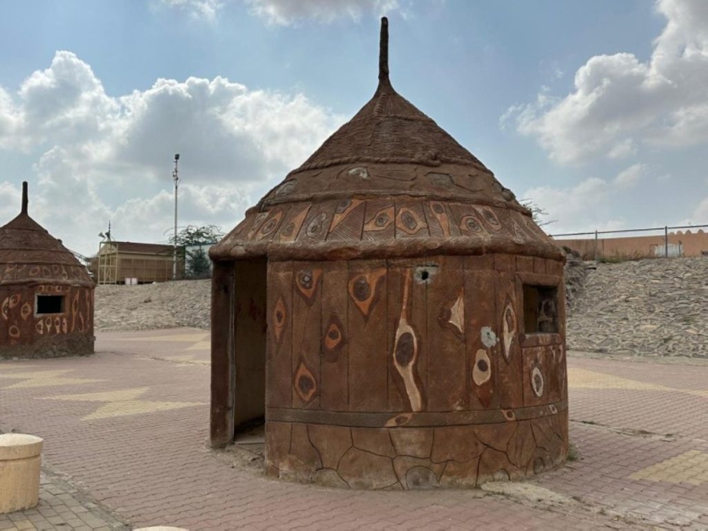 7 ملايين لتطوير منتزه العين الحارة في محافظة الحرث بجازان 2605852