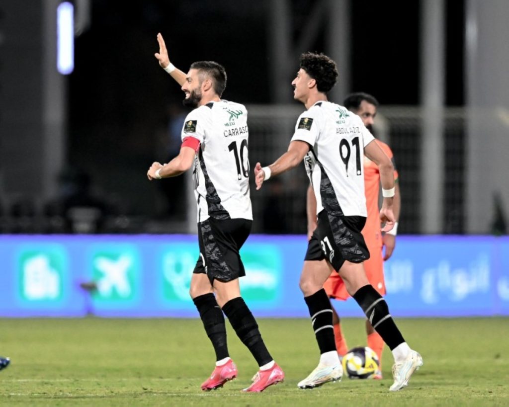 الشباب يكسب الحزم بصعوبة ويلحق بركب المتأهلين في كأس الملك 2605864