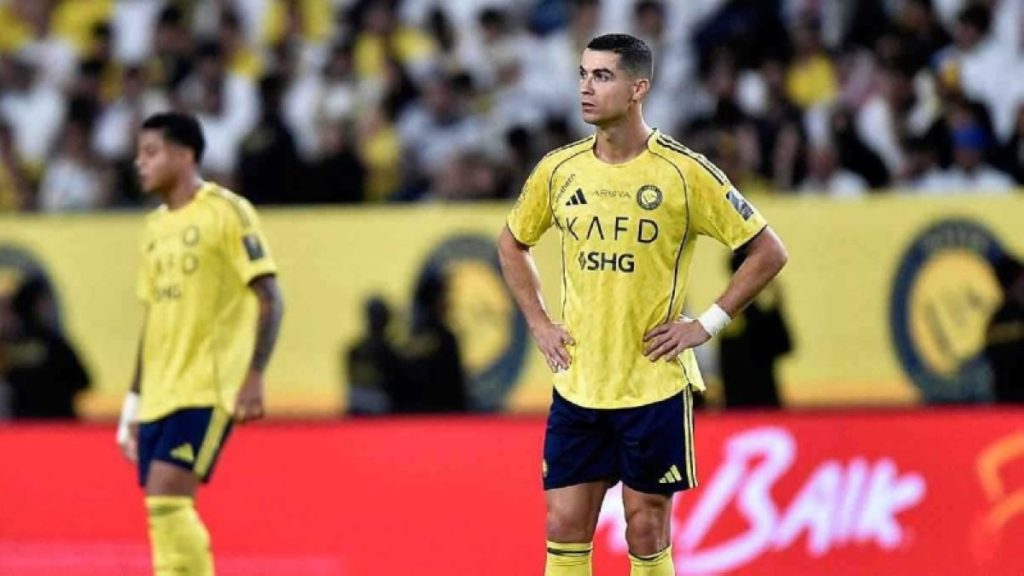 «نقف شامخين».. ماذا قال رونالدو بعد الخروج من كأس الملك؟ 2605972