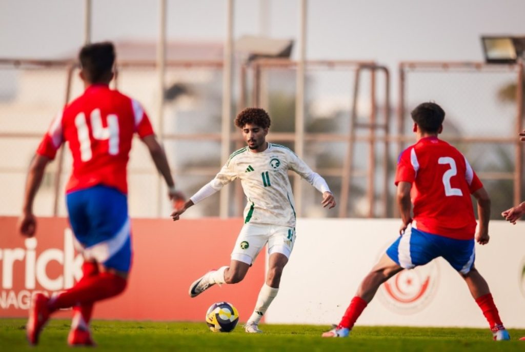 منتخب الناشئين يتعادل مع تشيلي إيجابياً 2606986