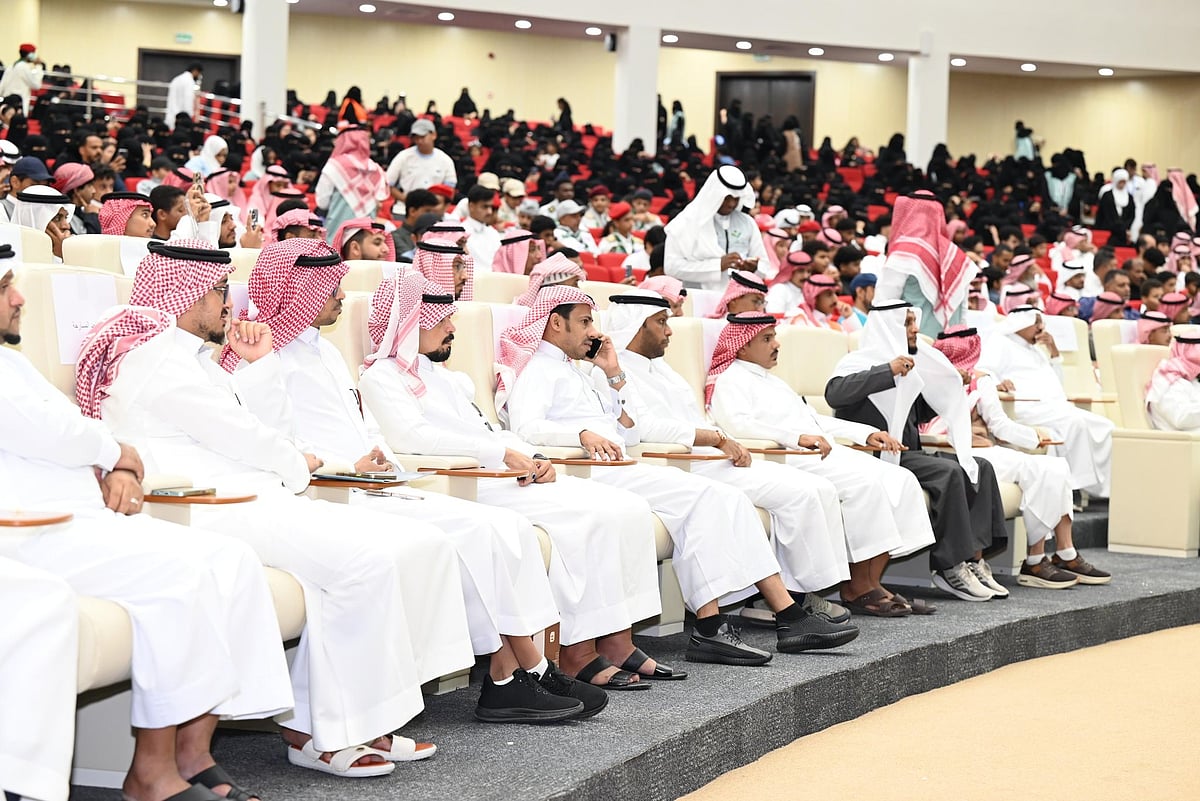 بالصور.. أمانة جازان تنظم "ملتقى جازان الخضراء": مبادرة رائدة لتعزيز الاستدامة ورفع الرقعة النباتية بالمنطقة 17 9a3b347f 201e 491c a273 6662883acd41