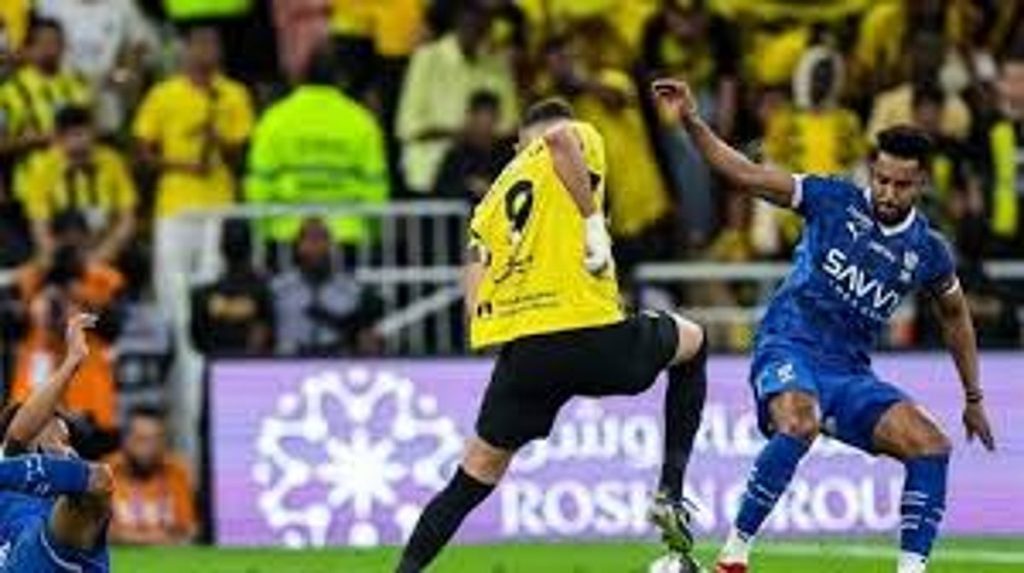 تشكيل الاتحاد والهلال في قمة دوري روشن السعودي  ajel2F2025 10 242Fmzml2yq12F55