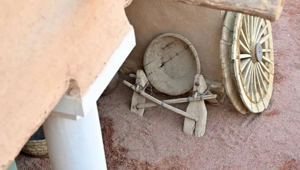 «بيوت الطين».. حنين العودة إلى الماضي الجميل ajel2F2025 10 262F985ed81w2FCapture
