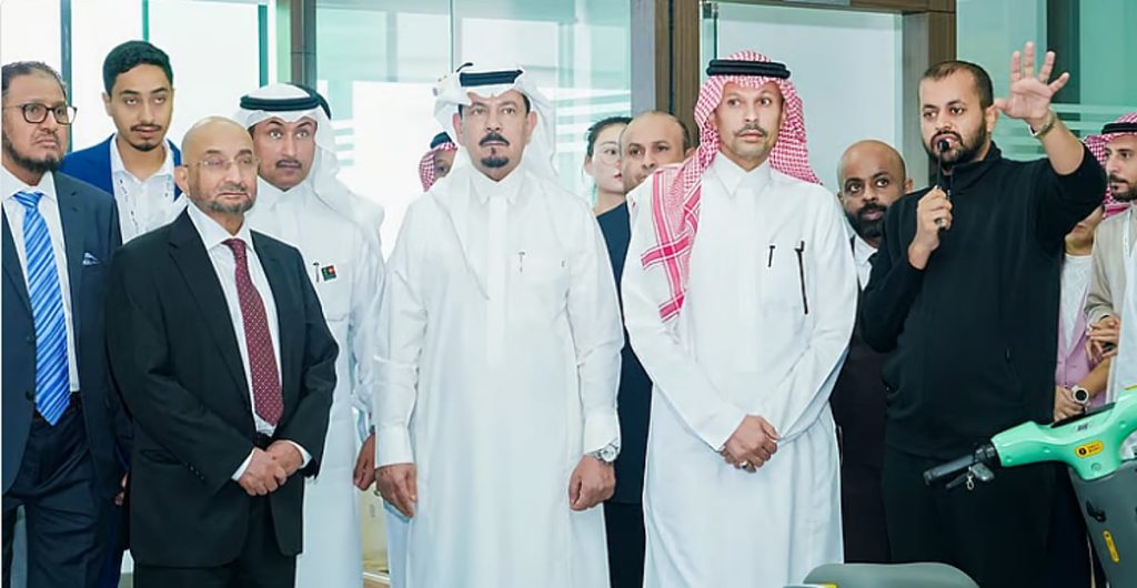 وفد غرفة جازان يطلع على المعدات الذكية في مدينة "كوانزو" الصينية ajel2F2025 10 262Frxeeyrkq2FCapture
