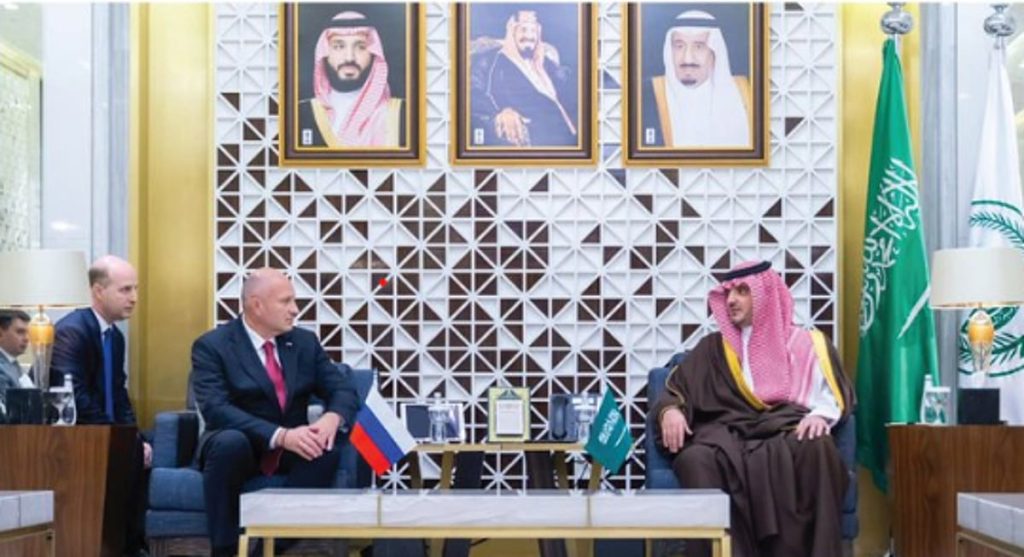الأمير عبدالعزيز بن سعود يبحث تعزيز التعاون مع وزير الدفاع المدني والطوارئ الروسي ajel2F2025 10 272Fhm4b4agv2FScreenshot 2025 10 27 205259