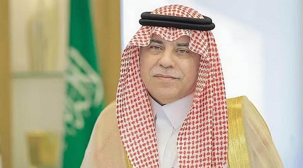 وزير التجارة يبحث مع وزيري الخزانة والاستثمار البريطانيين تعزيز العلاقات التجارية والاقتصادية ajel2F2025 10 272Fnkxa6mns2Fajel2025 08 04dkuzpf6tD8A7D984D988D8B2D98AD8B1 D8A7D9