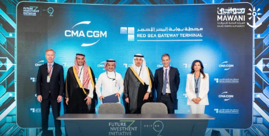 توقيع اتفاقية بين "محطة بوابة البحر الأحمر" و"CMA CGM" لتطوير وتشغيل محطة الحاويات الرابعة في ميناء جدة الإسلامي باستثمارات 1.7 مليار ريال ajel2F2025 10 282Fgd6vvrjy2FCapture