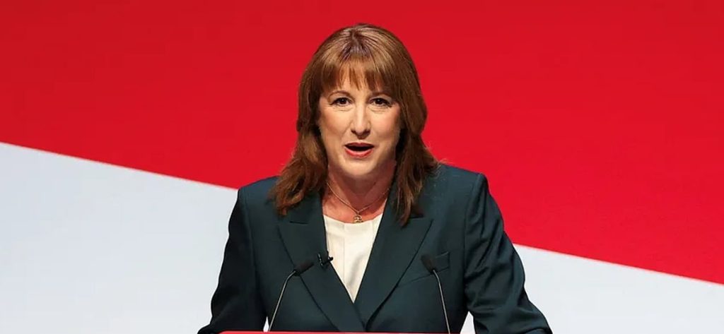 وزيرة الخزانة البريطانية: نعمل على إصلاح الأنظمة الضريبية لتسهيل تدفق الاستثمارات الخليجية ajel2F2025 10 282Fjm74bj2e2F0202020202020