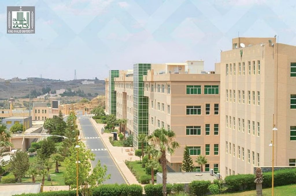 جامعة الملك خالد ونادي"محايل" يطلقان برامج أكاديمية في المجال الرياضي ajel2F2025 10 292F8etb1yeq2Fajel2024 10 20lw8sqvmtD8ACD8A7D985D8B9D8A9 D8A7D984D9