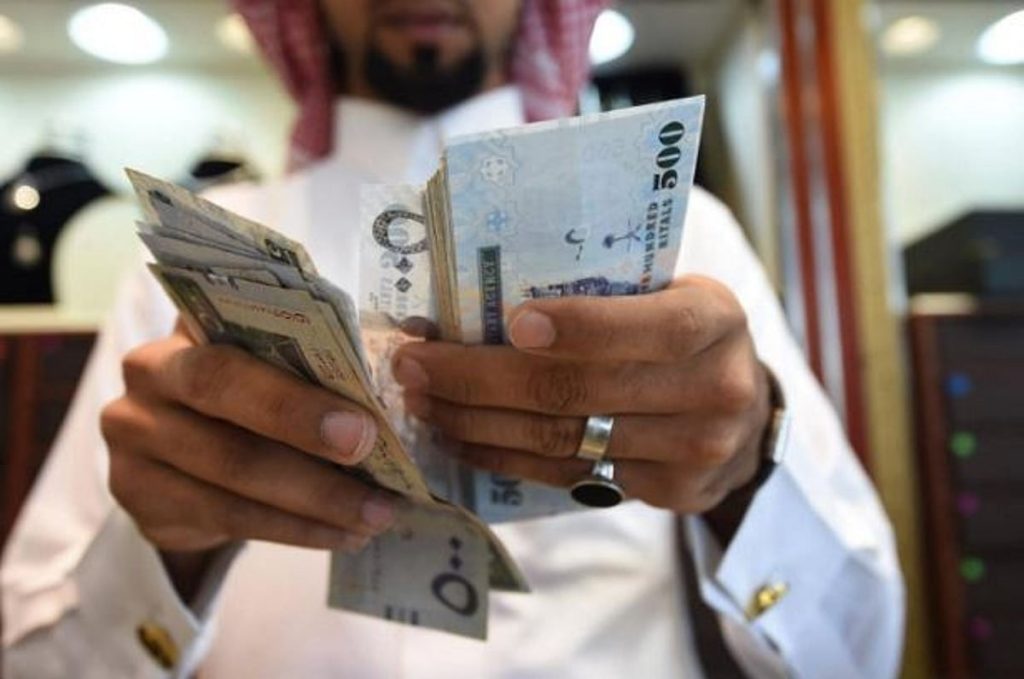 سعر الريال السعودي مقابل الدولار والعملات الأجنبية اليوم الأربعاء 7-5-1447 ajel2F2025 10 292Fhfhiig412FD8A7D984D8B1D98AD8A7D984 D8A7D984D8B3D8B9D988D