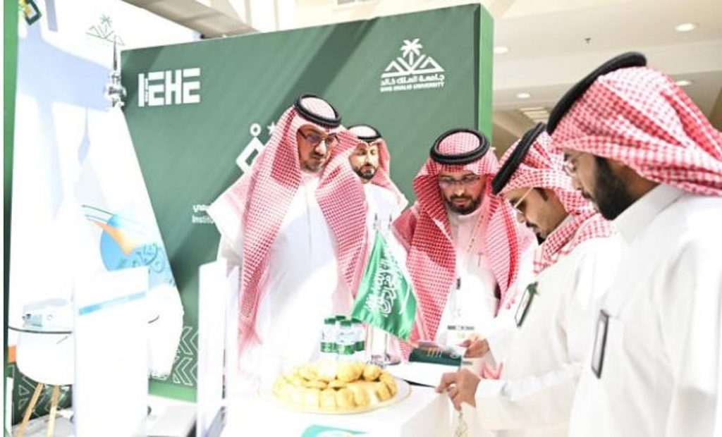 بالصور.. جامعة جازان تستعرض مشروع «منه نتميز» خلال مشاركتها في «ملتقى التميز المؤسسي» ajel2F2025 10 292Flfgquxli2FCapture