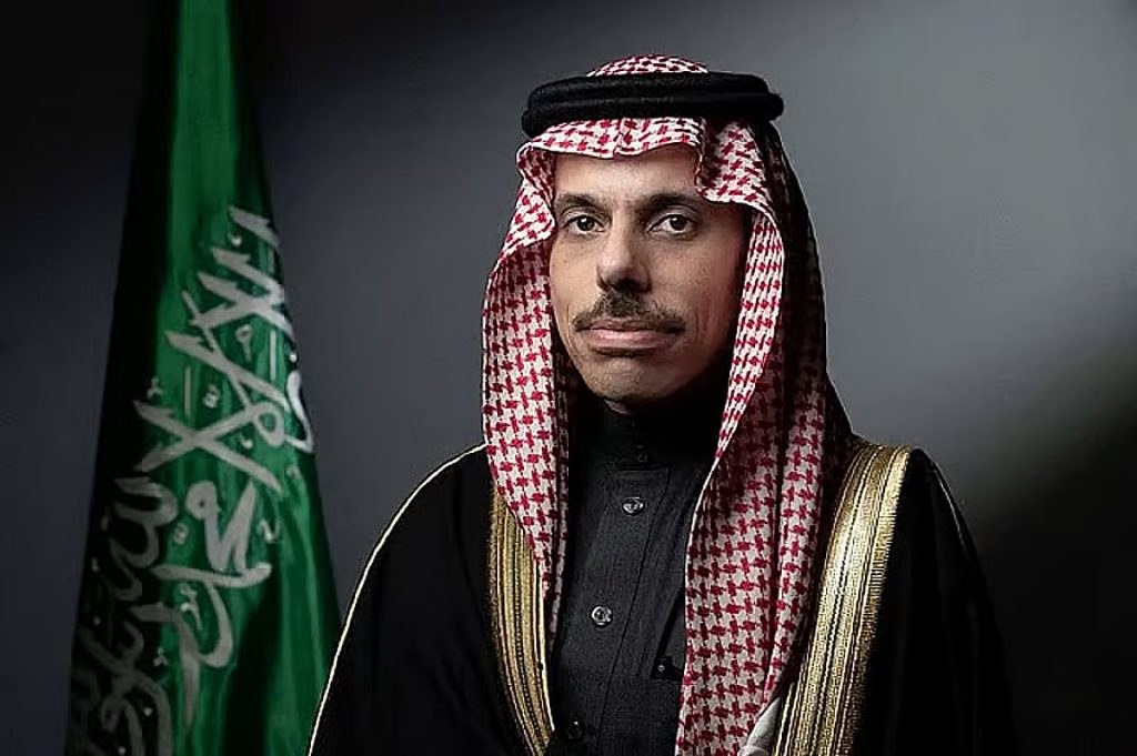 وزير الخارجية يستقبل وزير خارجية أوروغواي ajel2F2025 10 302Fawsq2q922Fajel2025 10 20ndhas56bD8A7D984D988D8B2D98AD8B1.avif