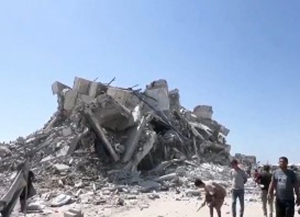 مفوض الأمم المتحدة لحقوق الإنسان: الغارات الإسرائيلية على غزة "مروعة" ajel2F2025 10 302Feg7g35xb2FD8BAD8B2D8A9 4