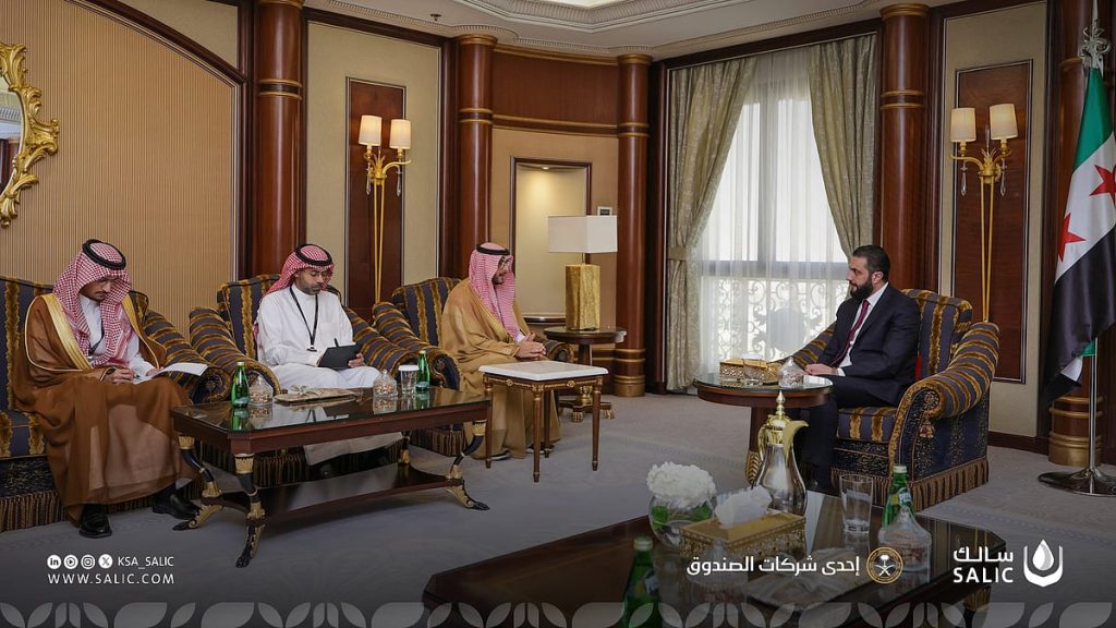 أحمد الشرع يبحث آفاق التعاون مع رئيس «سالك» ajel2F2025 10 302Fje1mahxk2FG4hh6zaW8AED4a4