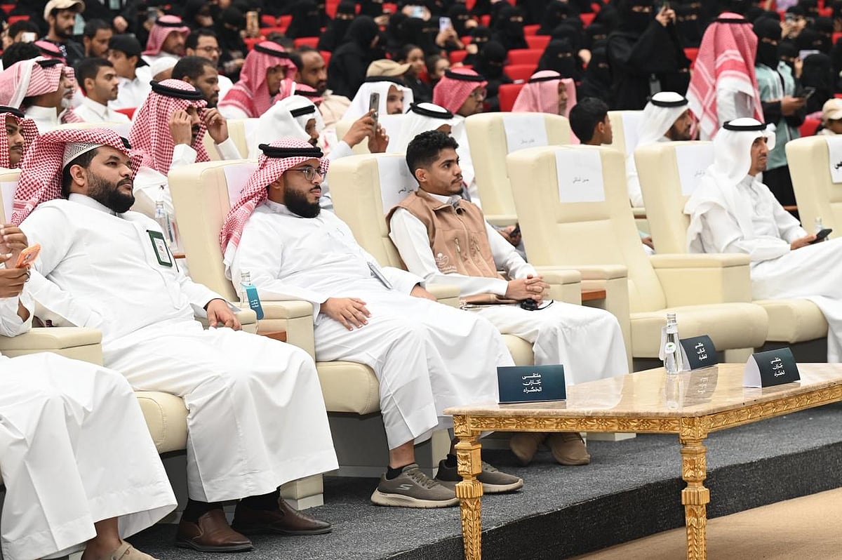 بالصور.. أمانة جازان تنظم "ملتقى جازان الخضراء": مبادرة رائدة لتعزيز الاستدامة ورفع الرقعة النباتية بالمنطقة 12 b643eb17 94c0 46ce 9cb7 44e7d5f23e9d