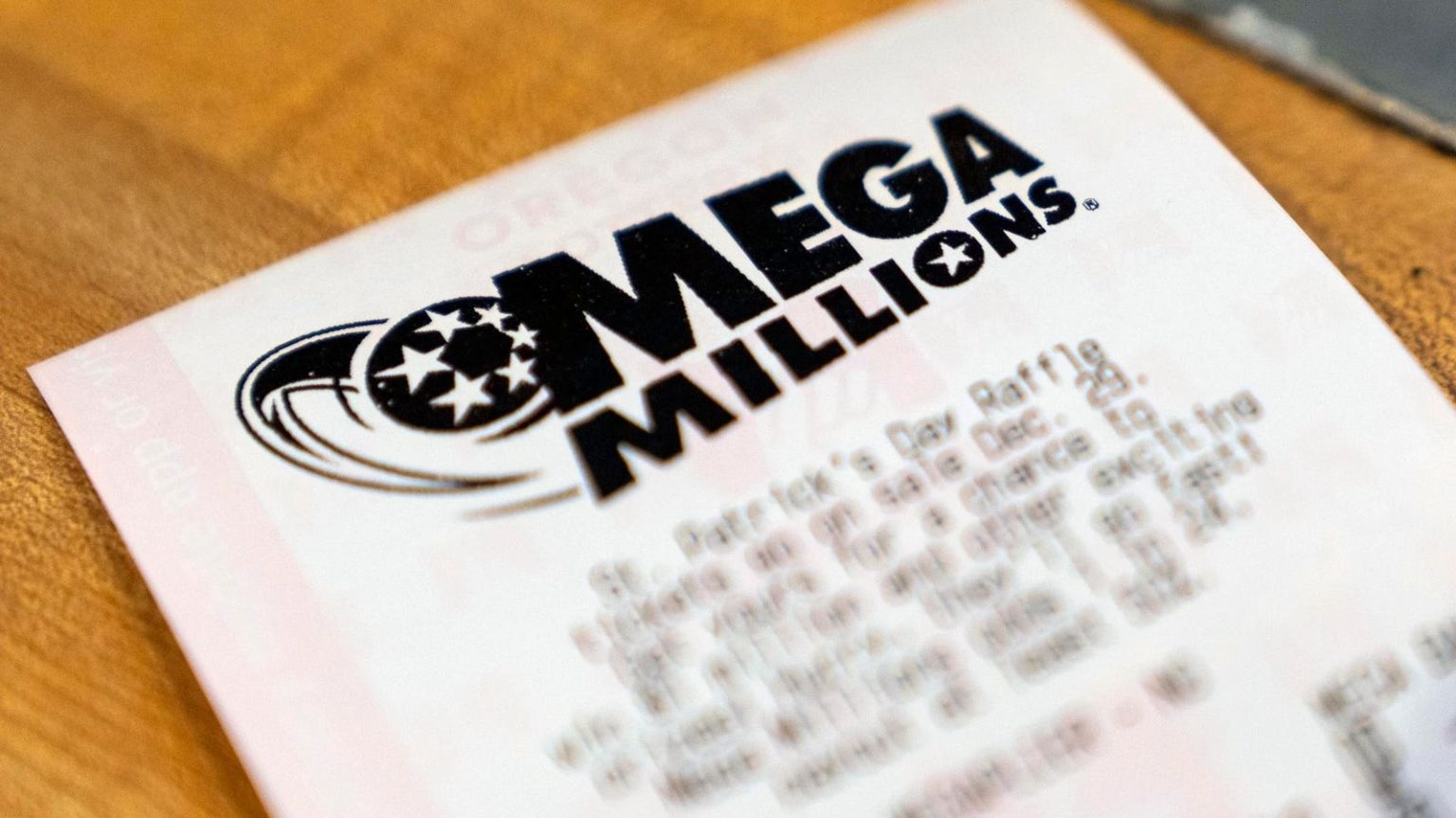 تبلغ قيمة جائزة Mega Millions الكبرى 843 مليون دولار أمريكي — إليك ما يمكن أن يأخذه الفائز إلى المنزل 1762338647 0x0